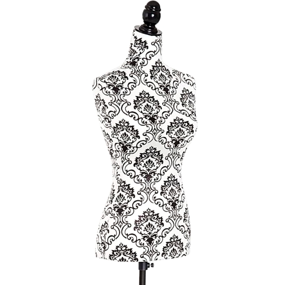 Meet your Posher, Em! - Picture 1 of 1